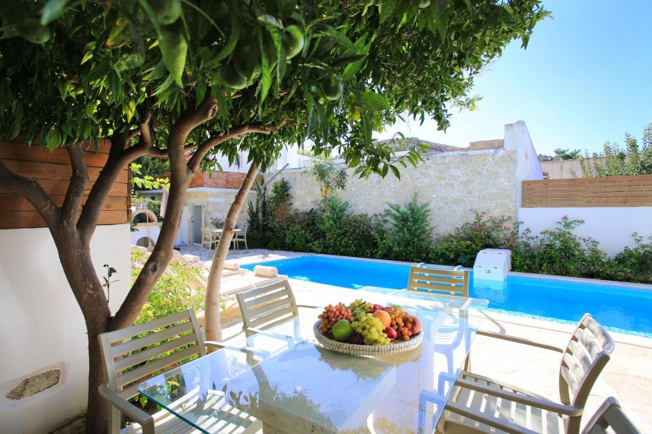Villa Oasis Kamilari Exterior photo