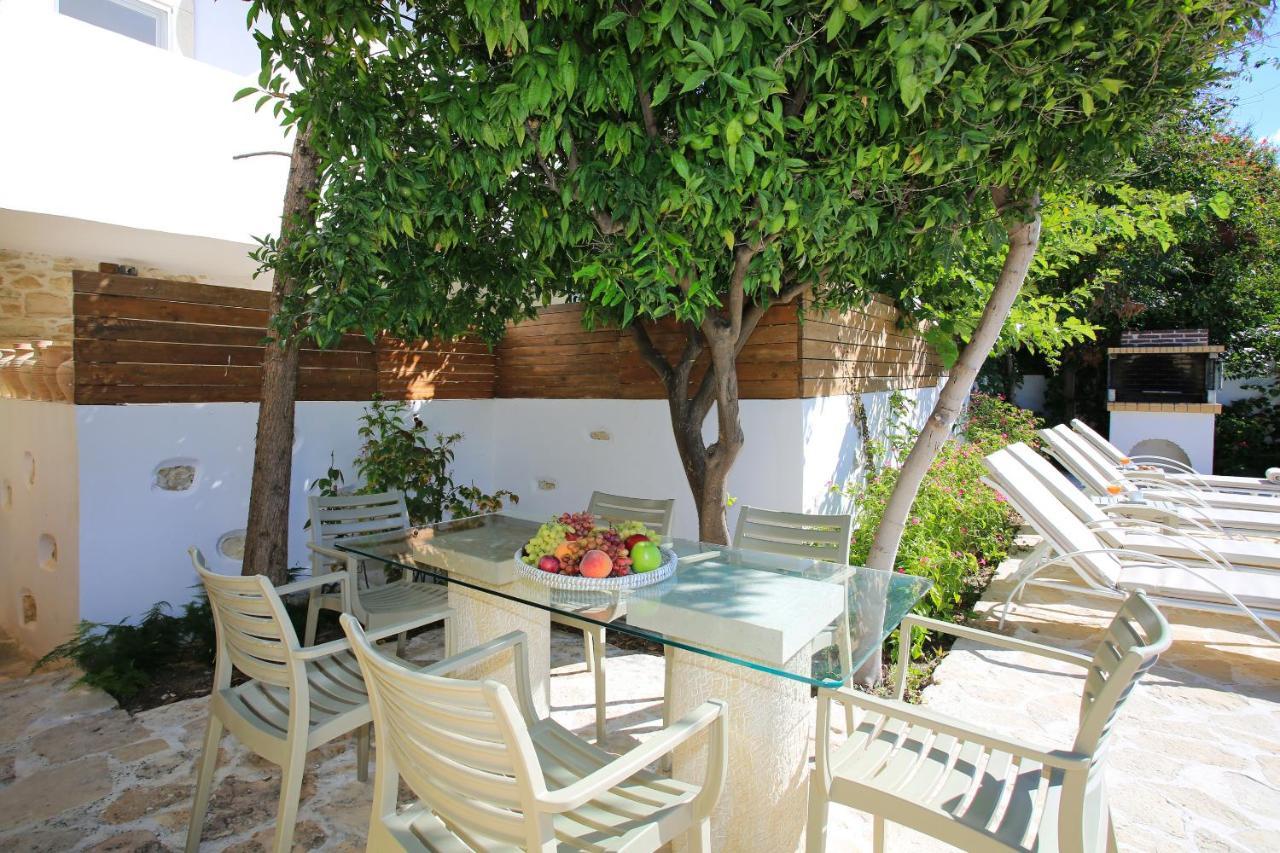 Villa Oasis Kamilari Exterior photo