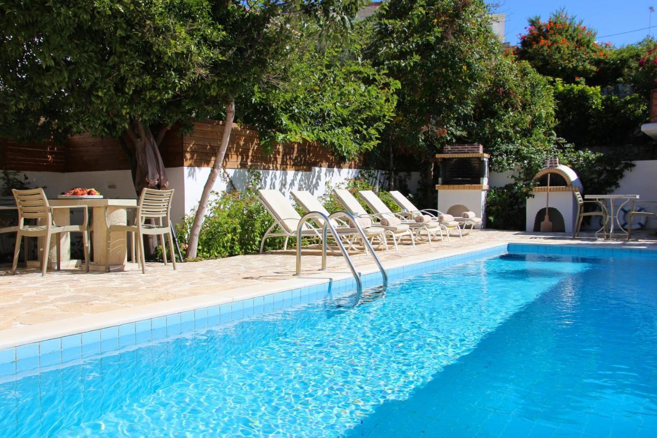 Villa Oasis Kamilari Exterior photo