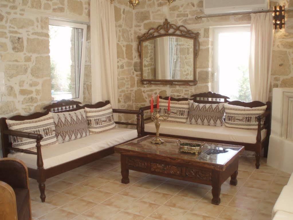 Villa Oasis Kamilari Exterior photo